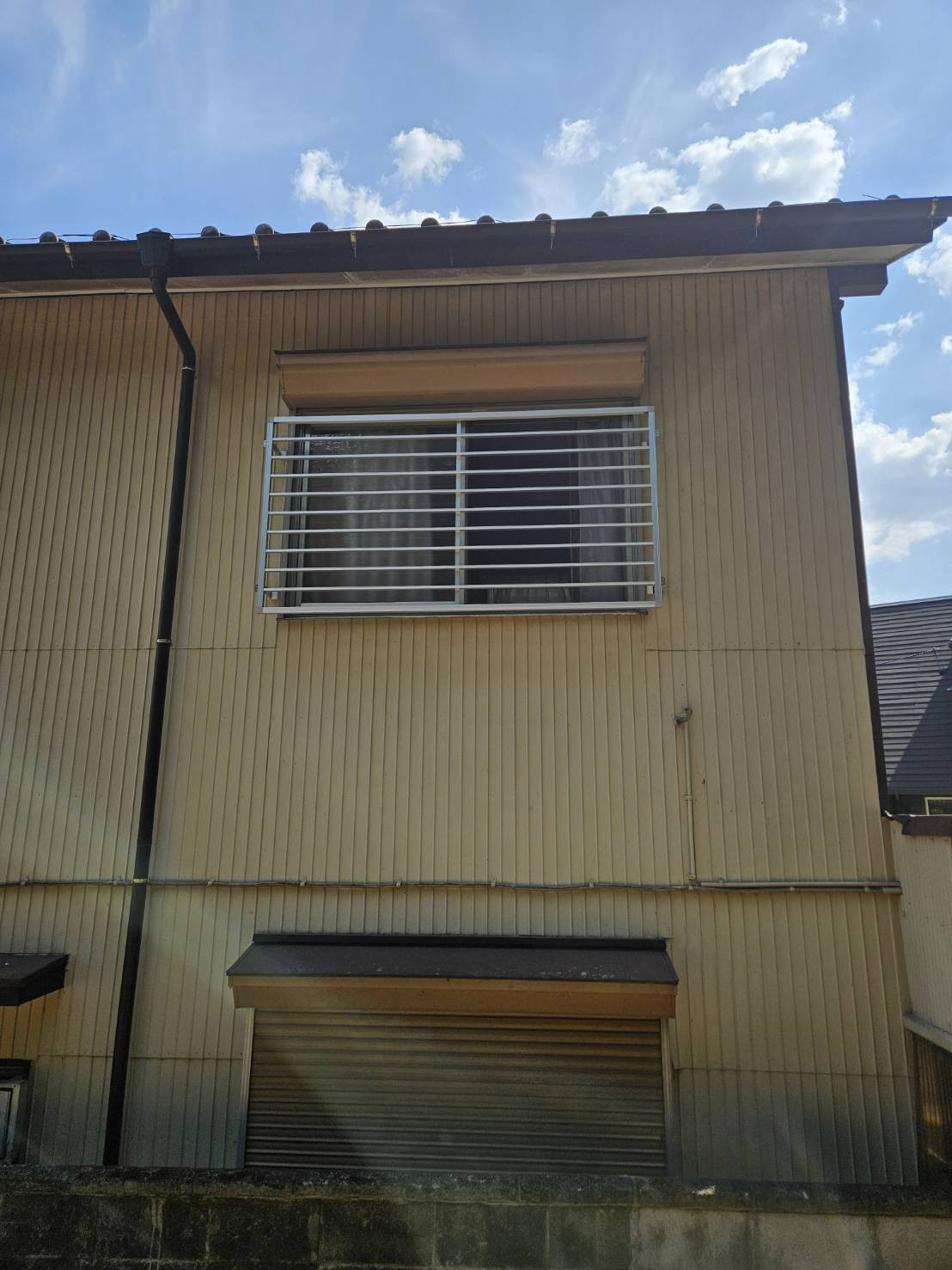 リフォームショップミナトの面格子設置施工例♪の施工後の写真1