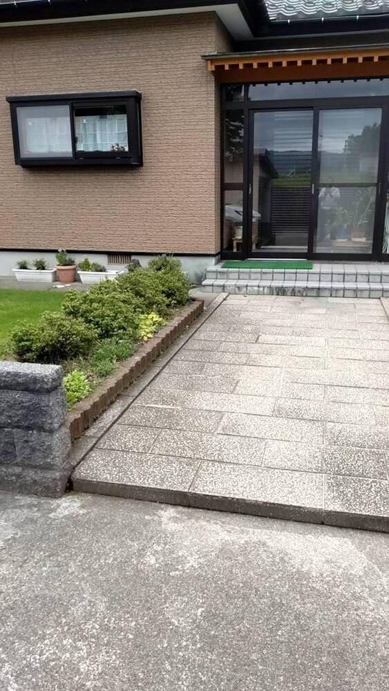 五城目トーヨー住器 能代店のLIXILグリップライン施工の施工前の写真1