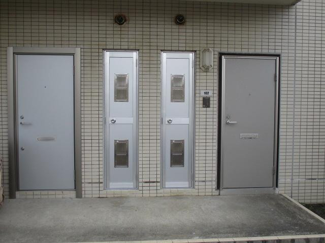 五城目トーヨー住器 能代店のドアを新しくしました！の施工後の写真1