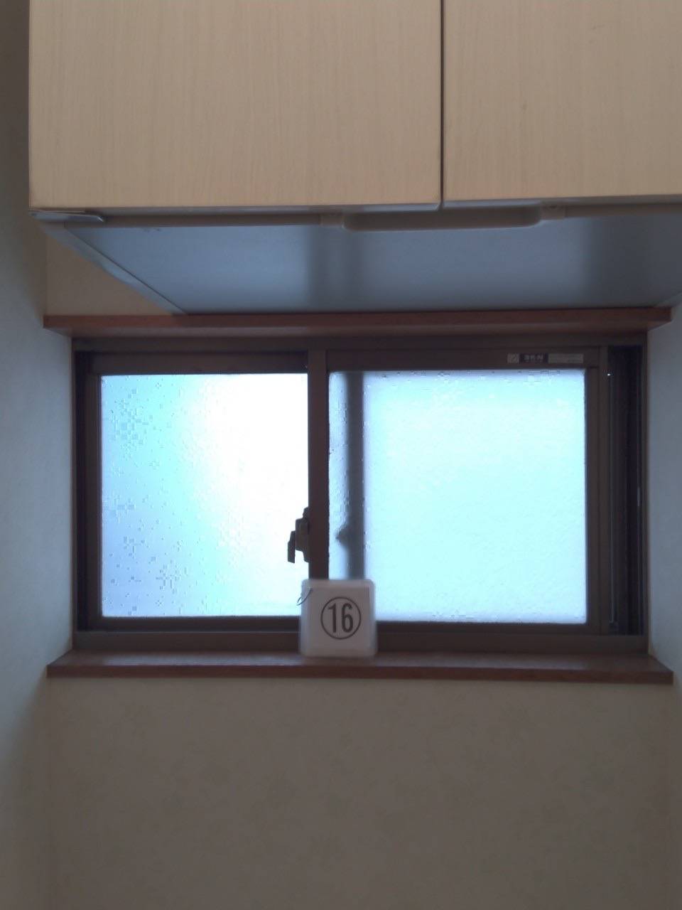 ほほ毎日、内窓の取付の取付をしています。 イワセトーヨー住器のブログ 写真1
