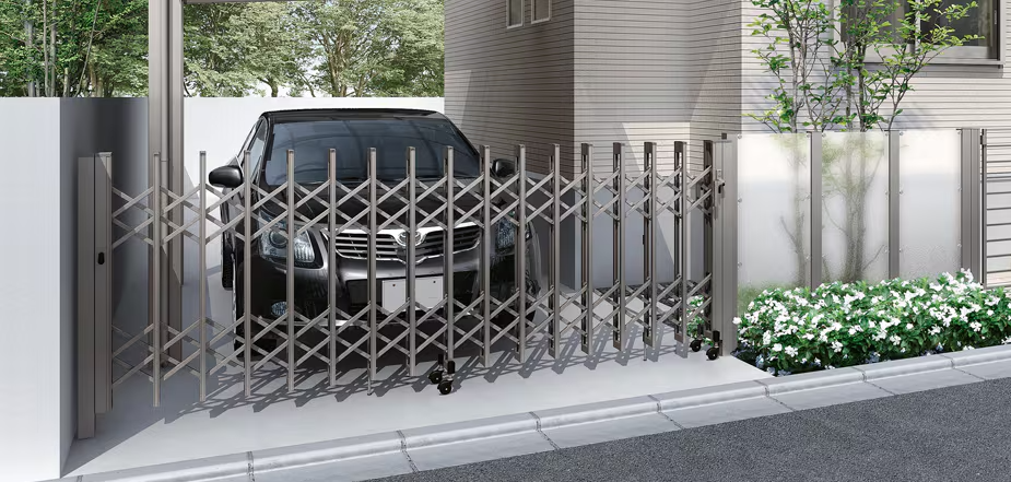 イワセトーヨー住器のさいたま市【カーポートと伸縮門扉が生まれ変わる!】カーポート・伸縮門扉交換工事の施工事例詳細写真4