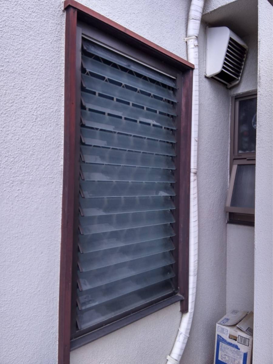 イワセトーヨー住器のさいたま市で取替窓／リプラス／リクシルを取り付けました。の施工前の写真2