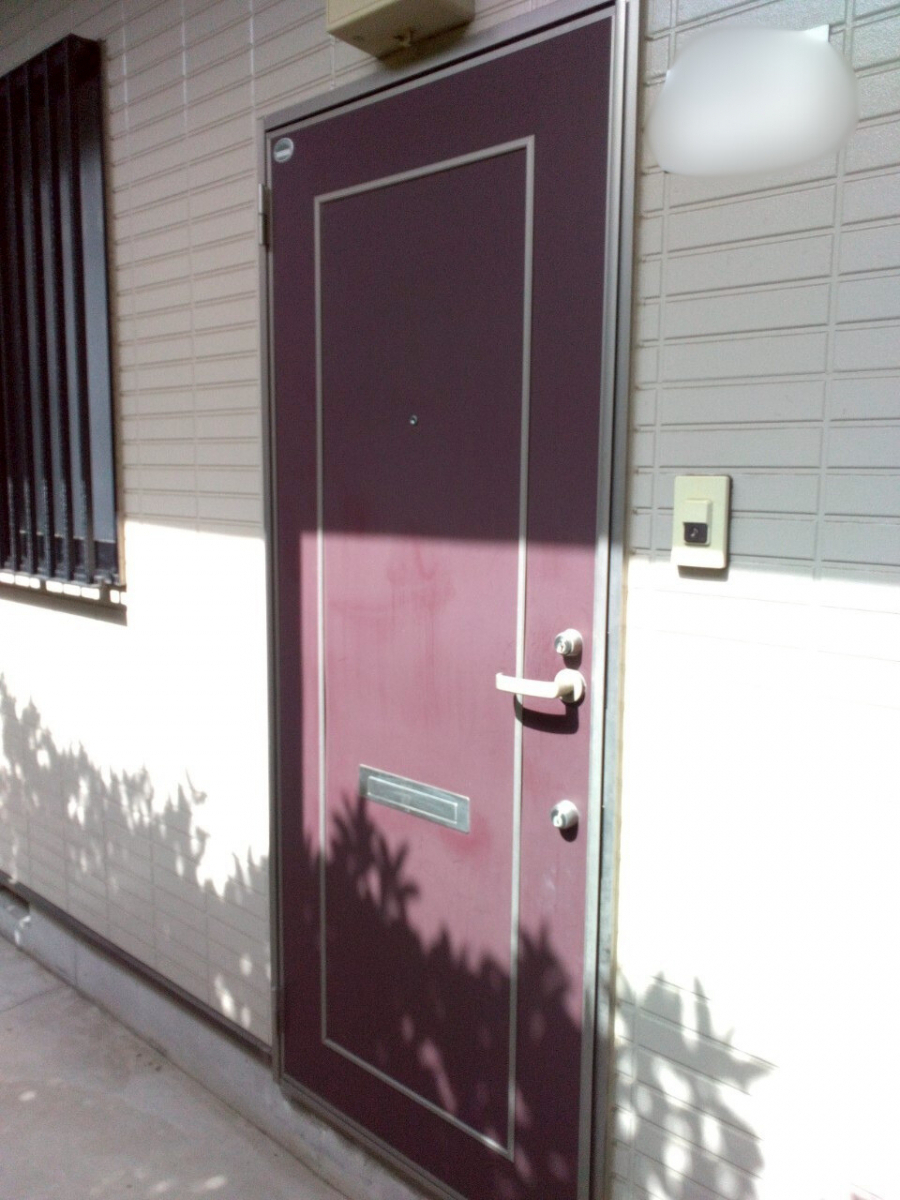 イワセトーヨー住器の【アパートドアを丸ごと交換🚪✨】アパートドア交換工事(さいたま市南区)の施工前の写真1