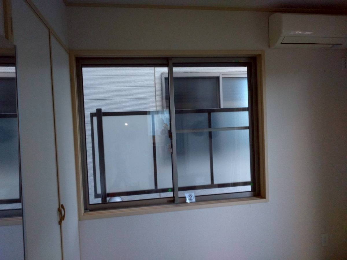 イワセトーヨー住器のさいたま市【和室にも！和障子風インプラス】内窓取付工事の施工前の写真1