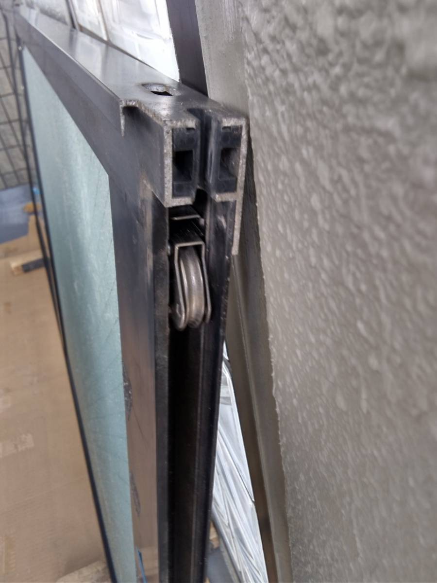 イワセトーヨー住器の戸田市のマンションのサッシの戸車を交換しました。の施工後の写真1