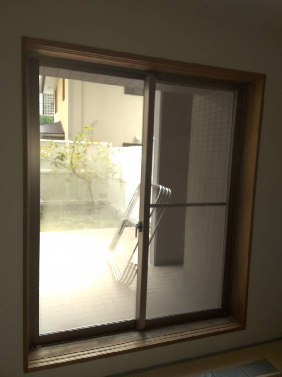 イワセトーヨー住器のさいたま市　Ｋ様邸　　LIXIL　内窓【LIXIL】インプラス取付致しました。の施工前の写真1