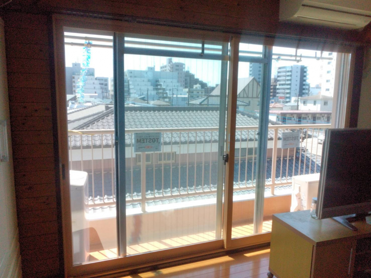 太陽トーヨーの厚木市 / 内窓取付工事 / インプラスの施工後の写真2