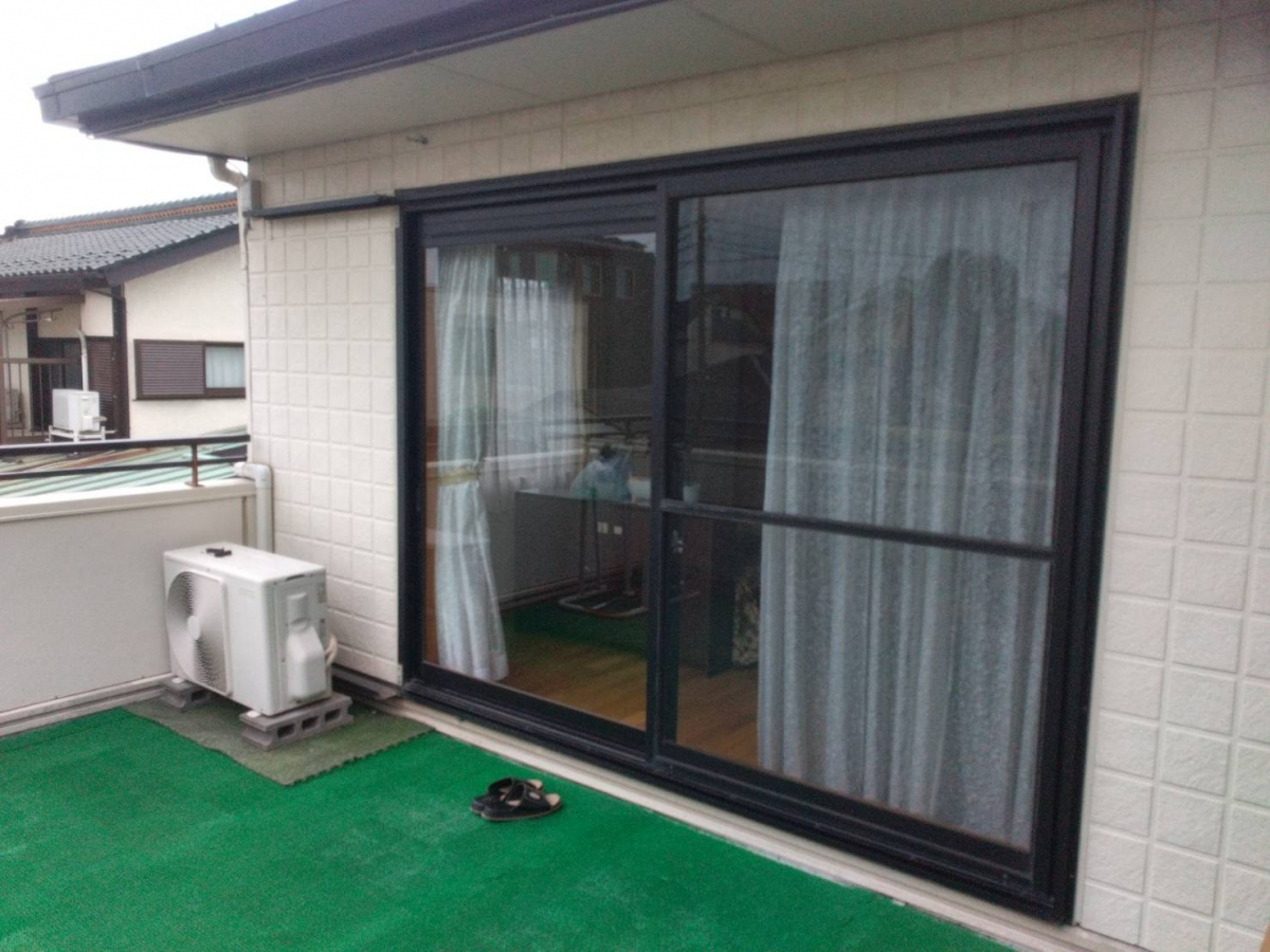 太陽トーヨーの海老名市 / シャッター取付工事 / リフォームシャッターの施工前の写真1
