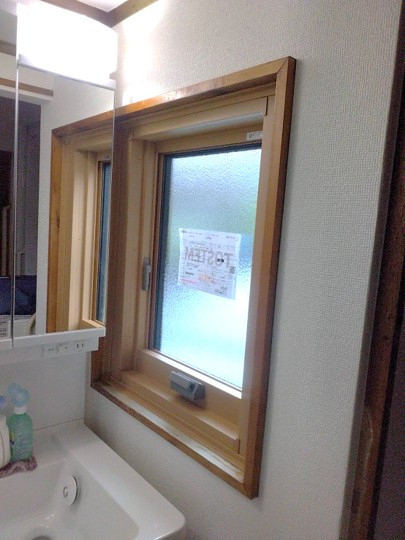 太陽トーヨーの町田市 / 内窓取付工事 / インプラスの施工後の写真3