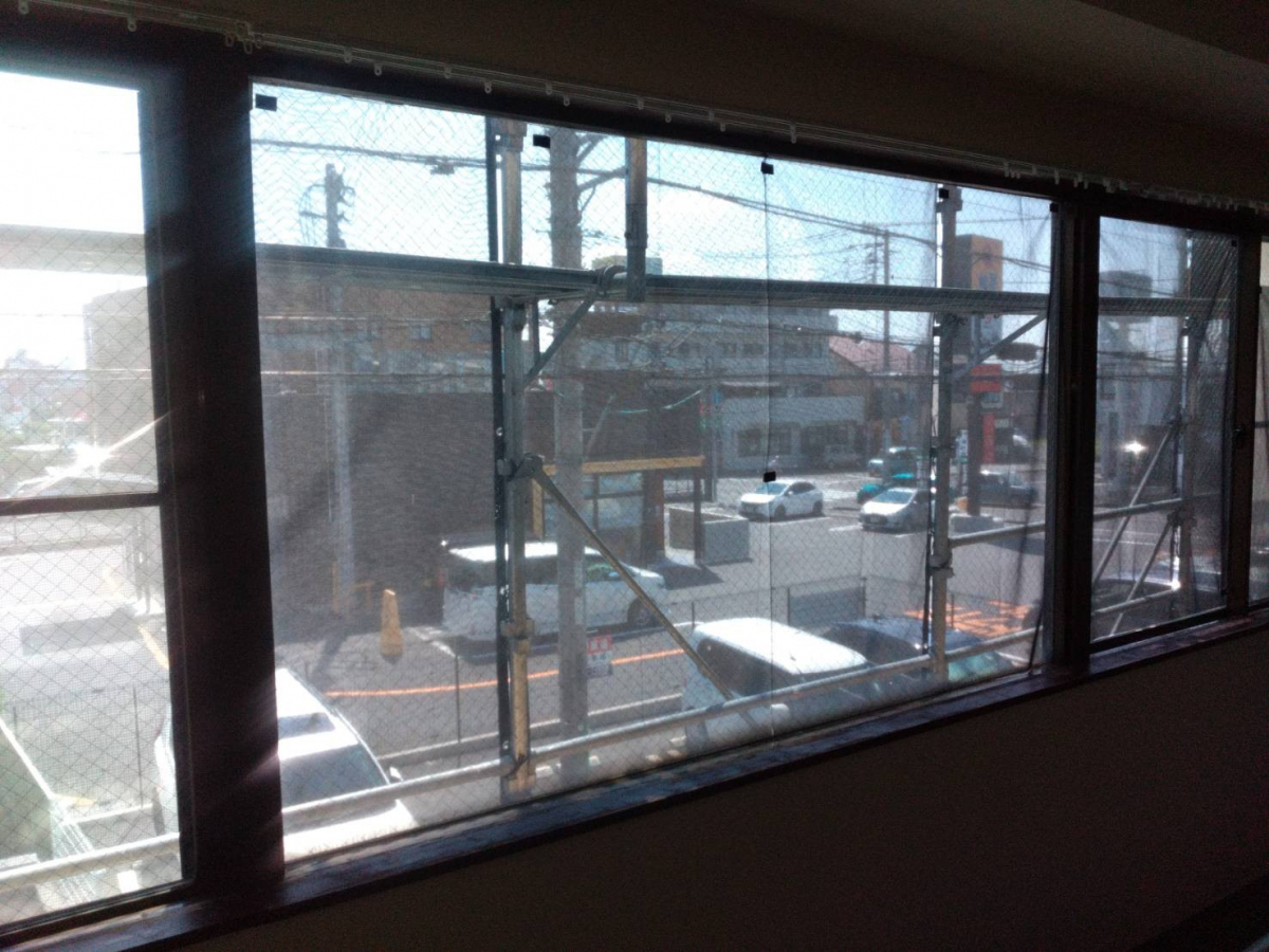 太陽トーヨーの海老名市 / 内窓取付工事 / インプラスの施工前の写真2