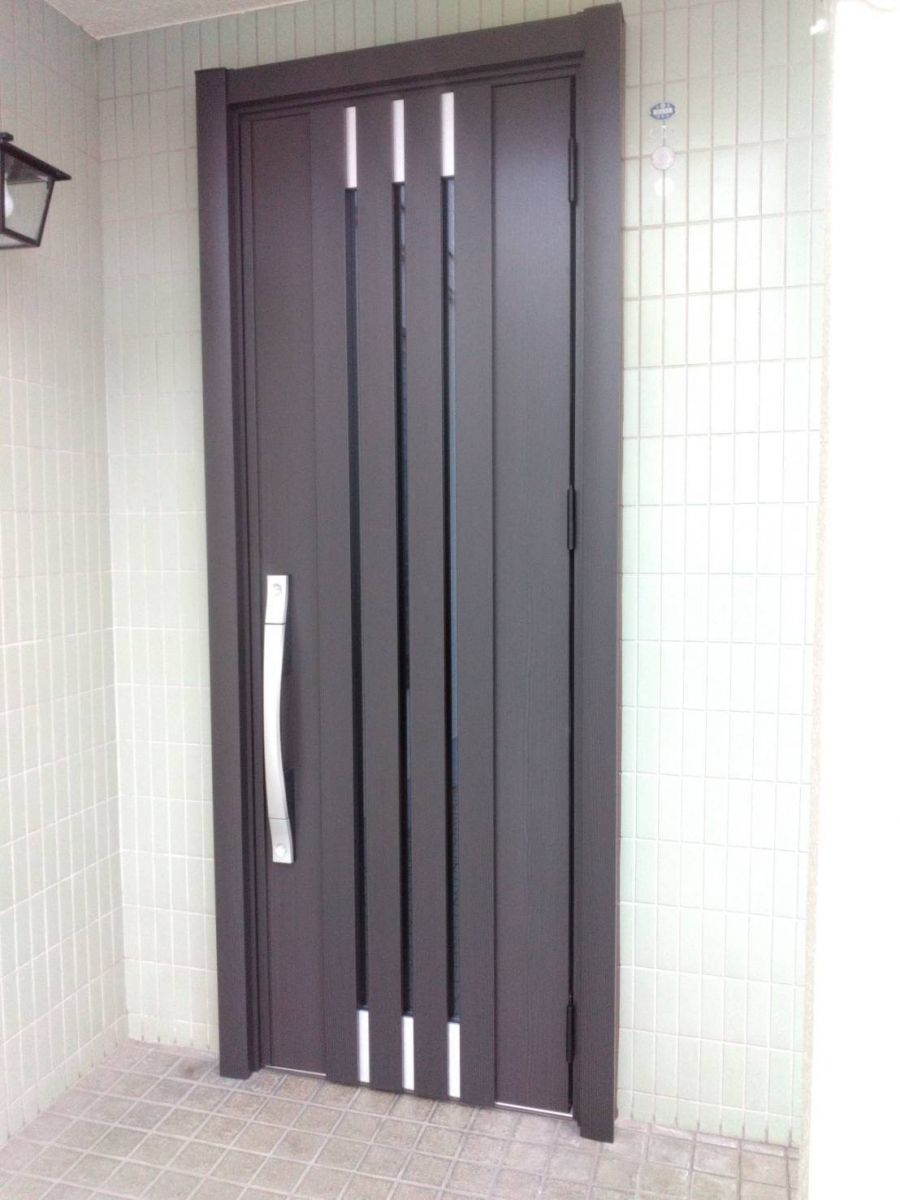 太陽トーヨーの【22/10/23】座間市 / 玄関リフォーム / リシェントの施工後の写真1