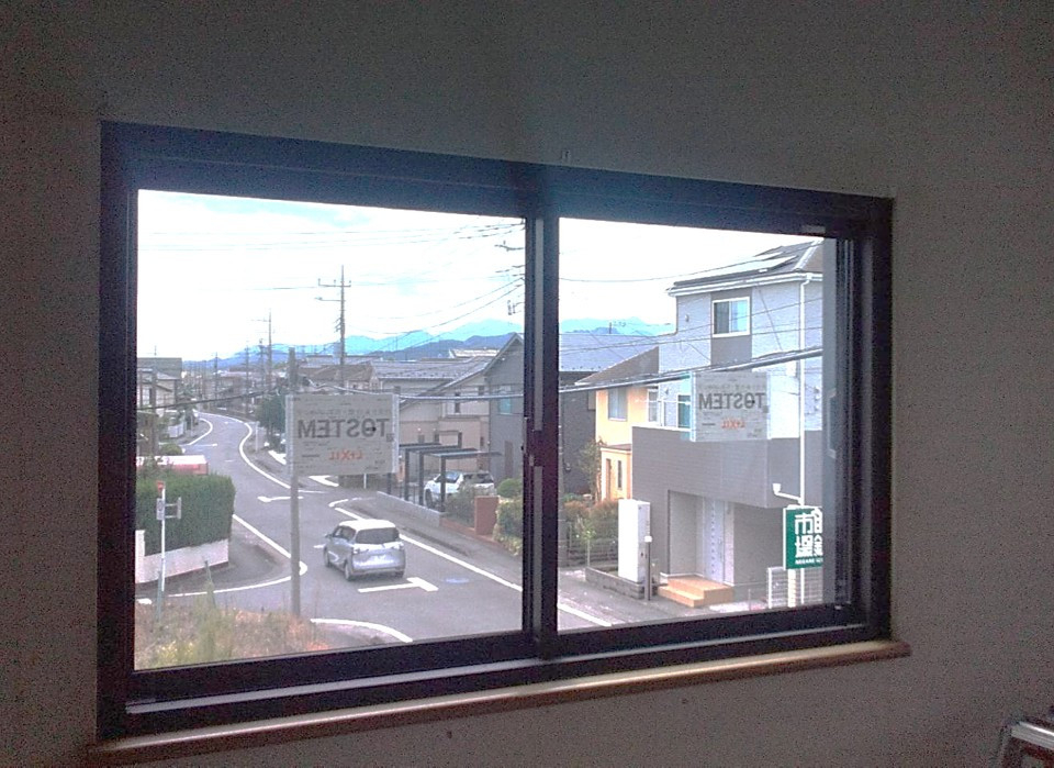 太陽トーヨーの【25/11/19】大和市 / 内窓取付工事 / インプラスの施工後の写真1