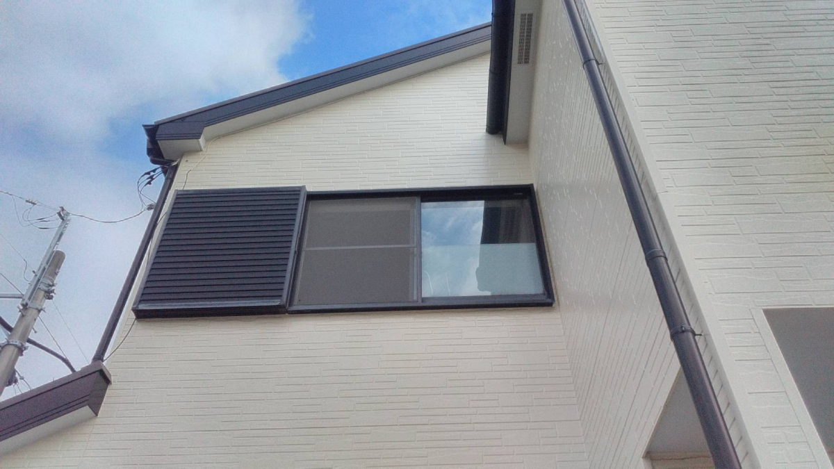 太陽トーヨーの【25/11/19】大和市 / 内窓取付工事 / インプラスの施工前の写真2