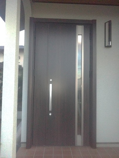 太陽トーヨーの【25/11/21】座間市 / 玄関リフォーム / リシェントの施工後の写真1