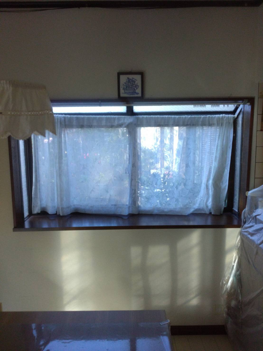 太陽トーヨーの【25/12/13】座間市 / 内窓取付工事 / インプラスの施工前の写真3