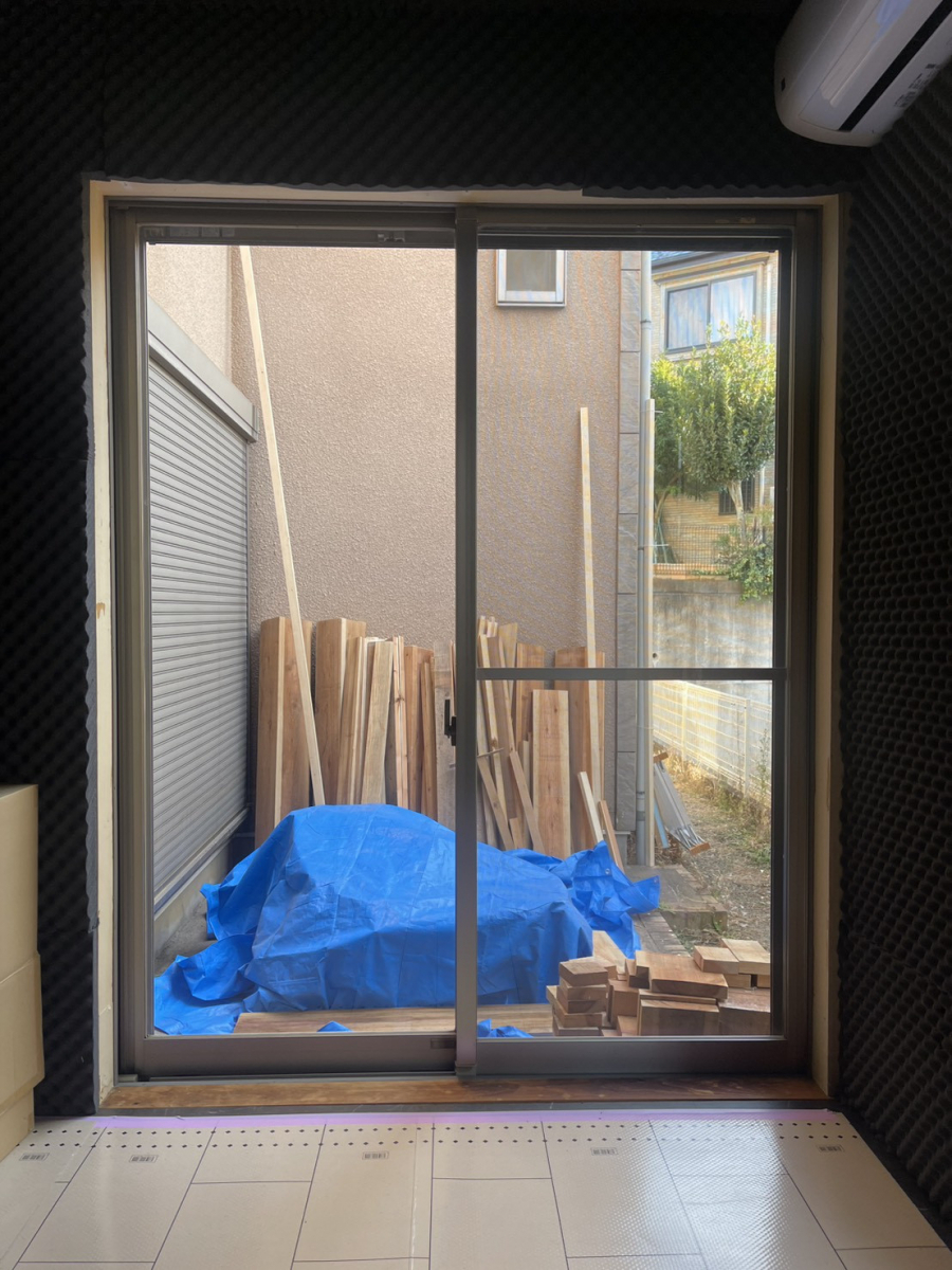 太陽トーヨーの【25/12/19】座間市 / 内窓取付工事 / インプラスの施工前の写真2