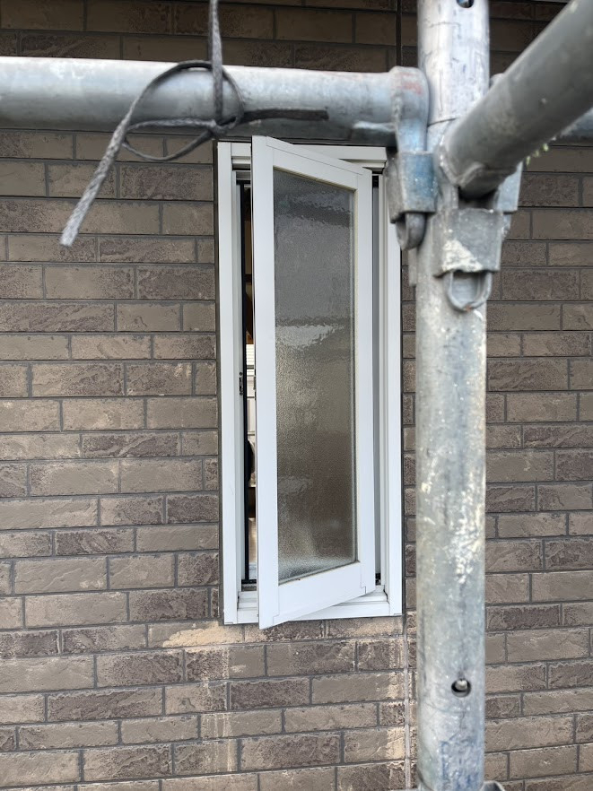 太陽トーヨーの【2026/1/23】座間市 / 外窓交換工事 / TWの施工前の写真1