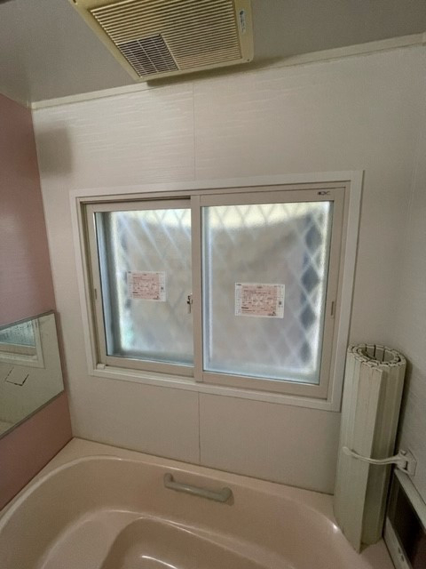 太陽トーヨーの【26/3/12】座間 / 内窓取付工事 / インプラスの施工後の写真1