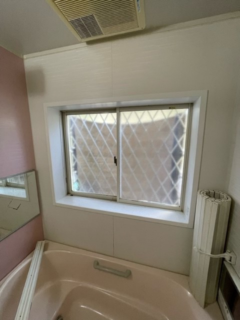 太陽トーヨーの【26/3/12】座間 / 内窓取付工事 / インプラスの施工前の写真1