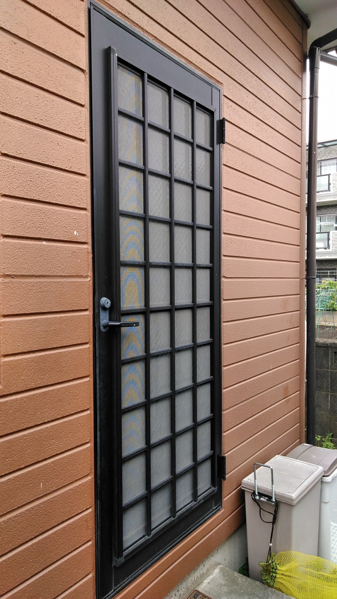 太陽トーヨーの【26/3/25】座間市 / 勝手口リフォーム / リシェント勝手口ドアの施工前の写真1