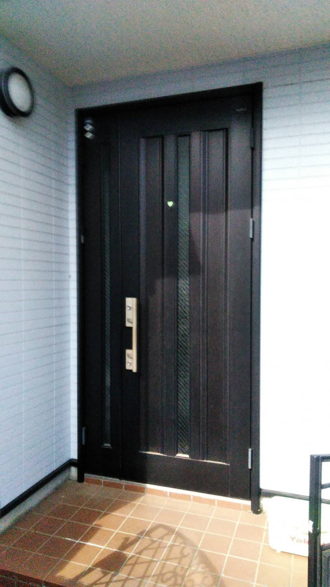 太陽トーヨーの【26/4/8】座間市 / 玄関リフォーム / リシェントの施工前の写真1