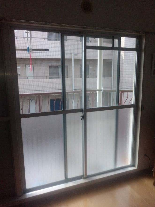 太陽トーヨーの【26/4/14】相模原市 / 内窓取付工事 / インプラスの施工前の写真2