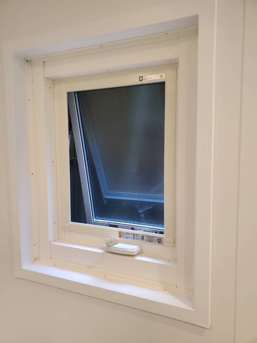 みもとトーヨーの【カバー工法】窓のリフォームで冬の寒さを軽減！の施工後の写真2