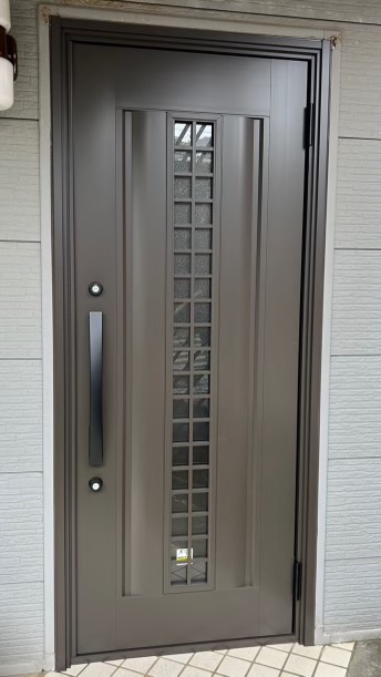 イナヨシトーヨー住器の１ｄａｙ　Ｒｅｆｏｒｍ　リシェント玄関ドアの施工後の写真1