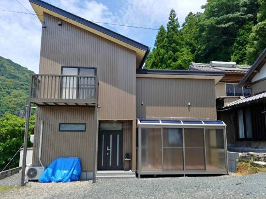 イナヨシトーヨー住器のサニージュ（サンルーム）施工事例写真1