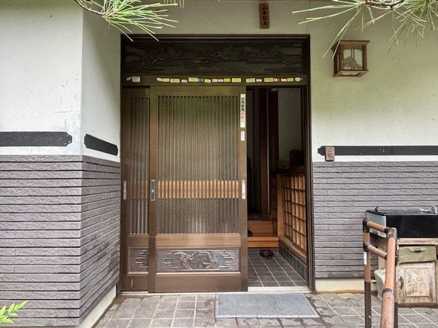 イナヨシトーヨー住器のランマなしでスッキリの施工前の写真1