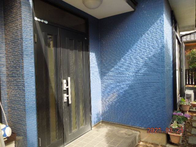 やまざきトーヨー住器の玄関リフォームの施工前の写真1