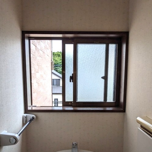 やまざきトーヨー住器の内窓「インプラス」設置工事(流山市)の施工前の写真1