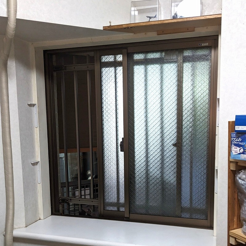 やまざきトーヨー住器の内窓「インプラス」設置工事（流山市）の施工前の写真2