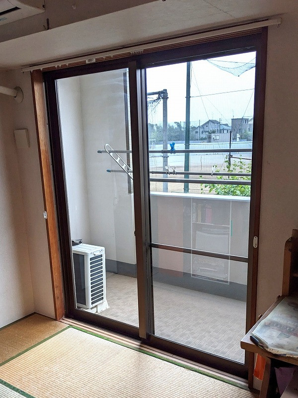 やまざきトーヨー住器の内窓「インプラス」設置工事（流山市）の施工前の写真3