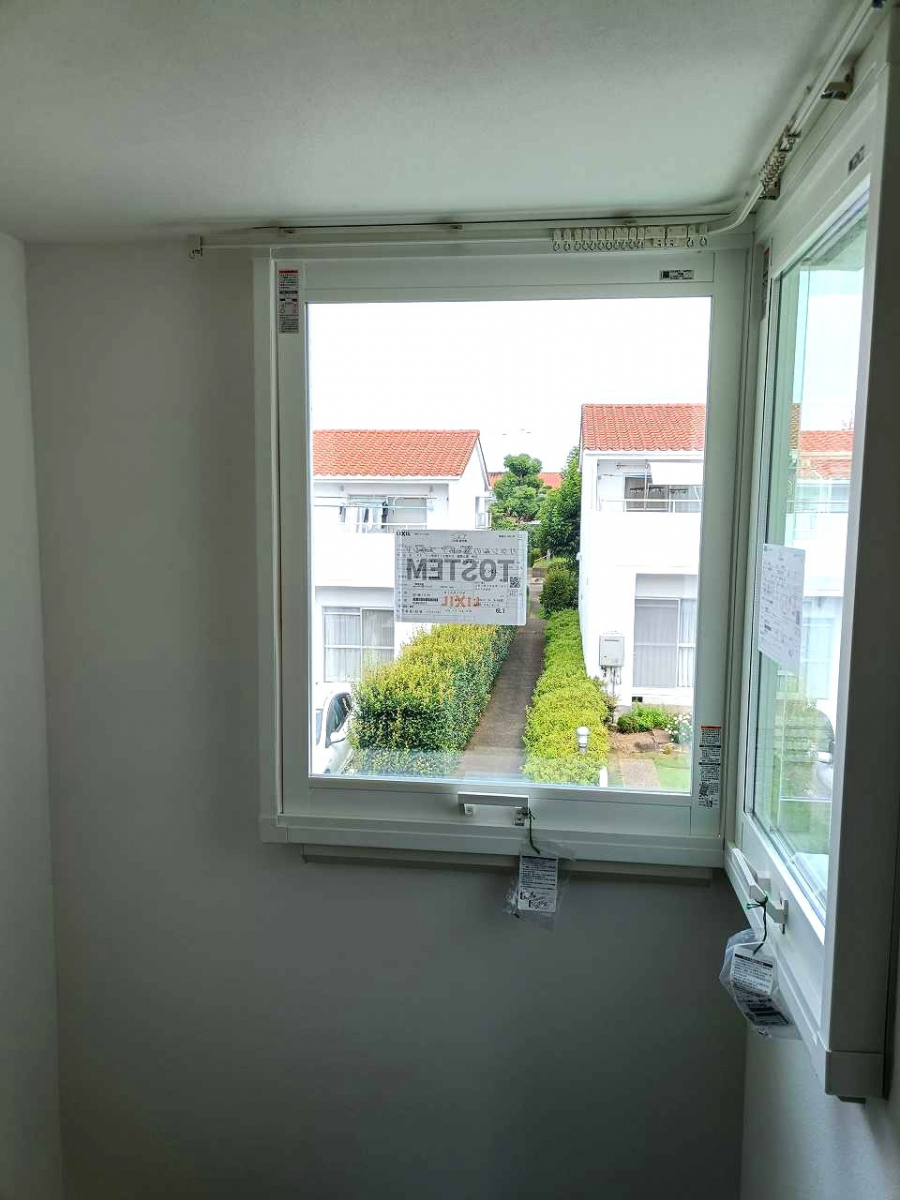 やまざきトーヨー住器の取替窓「リプラス」・内窓「インプラス」設置工事(流山市)の施工後の写真2