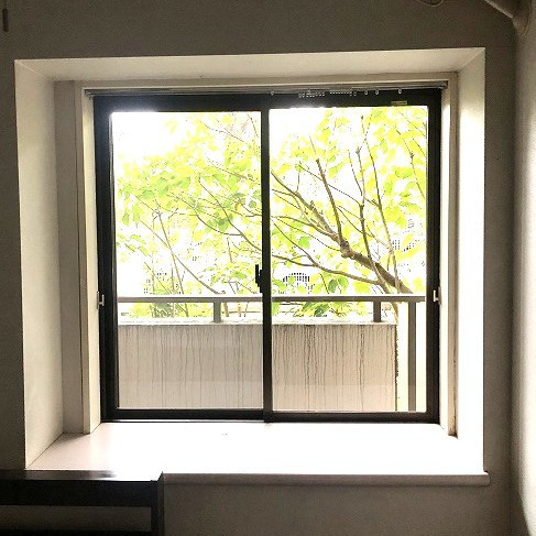 やまざきトーヨー住器の内窓「インプラス」設置工事（流山市）の施工前の写真1