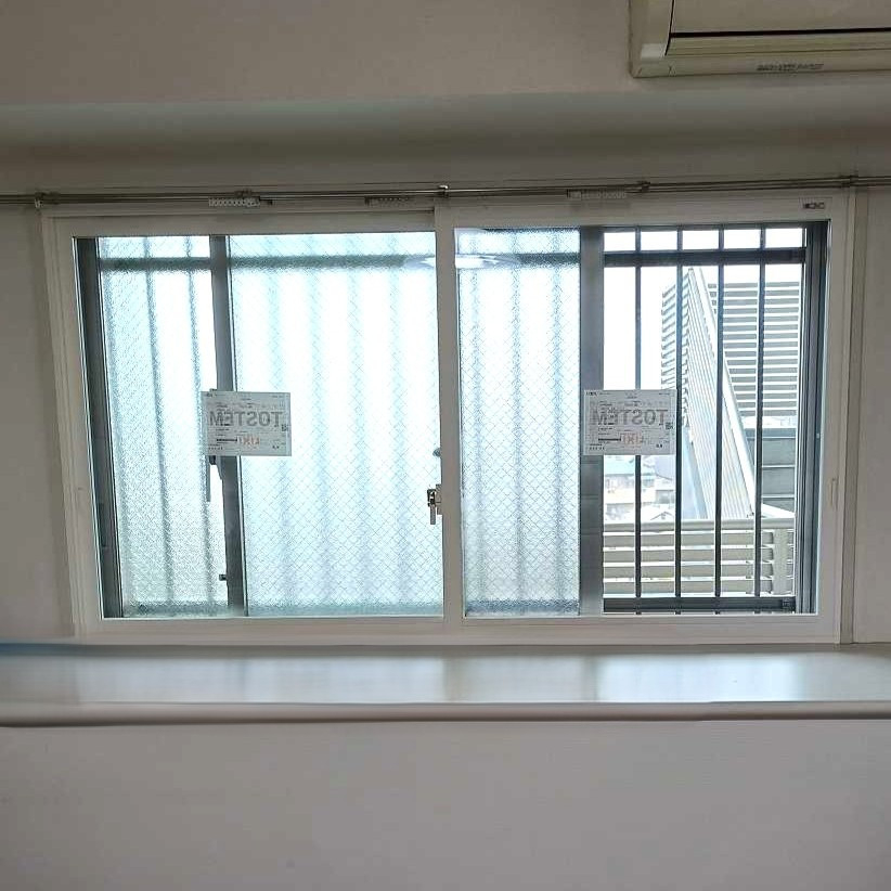 やまざきトーヨー住器の内窓の「インプラス」を２か所設置いただきました。の施工後の写真2