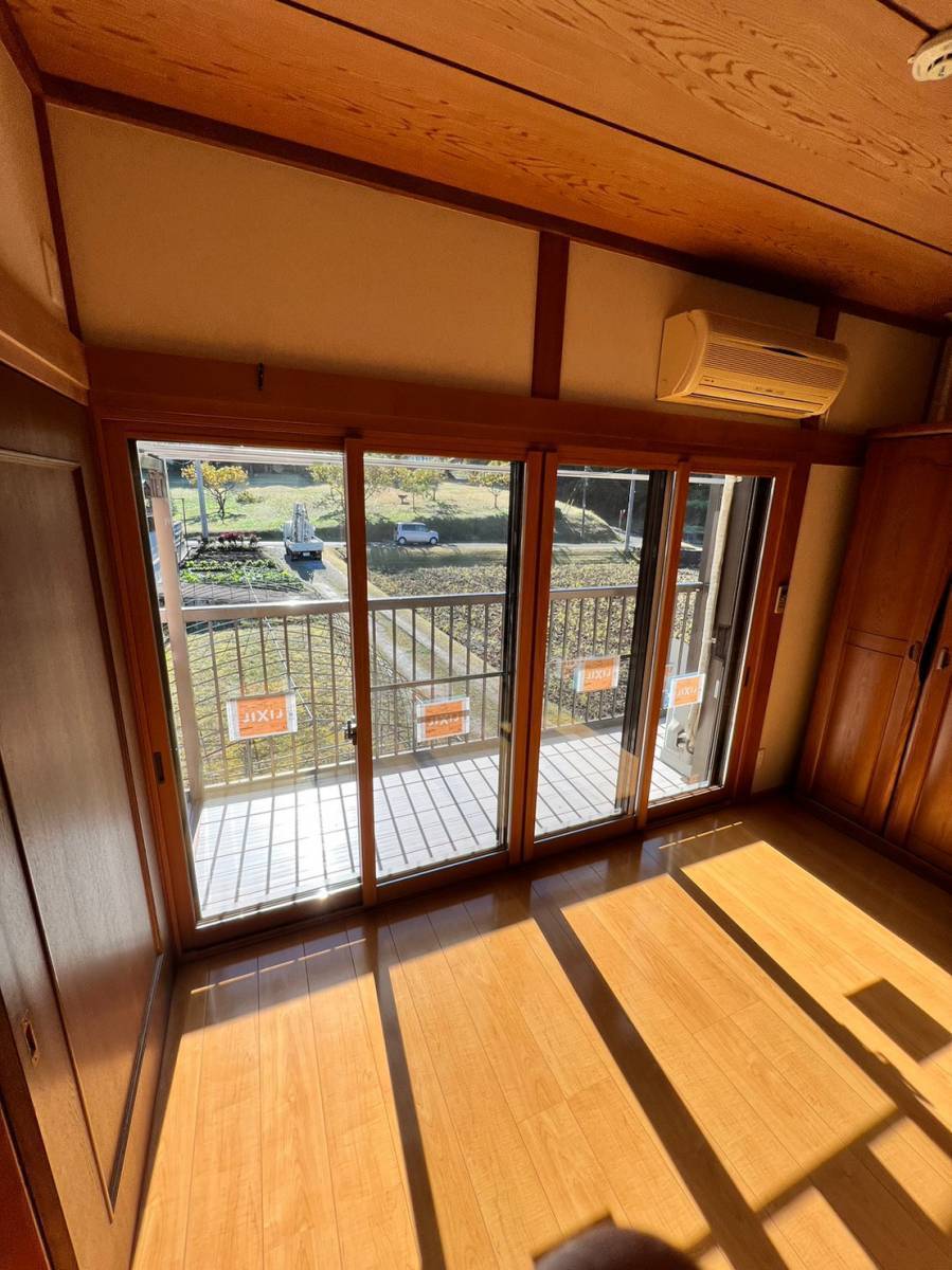 笠間トーヨー住器の桜川市　内窓設置工事の施工後の写真1