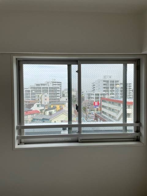 フジテックトーヨー住器の内窓　インプラス工事の施工前の写真2