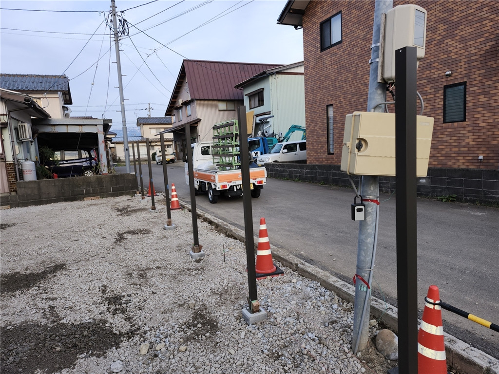 マド・プロショップ  S・T・Jの【福井県大野市】フェンス取付工事の施工前の写真1