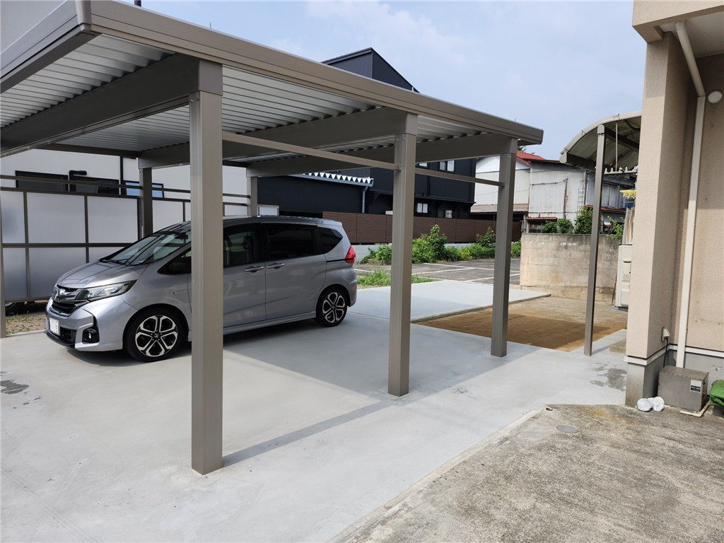 マド・プロショップ  S・T・Jの【福井県大野市】カーポートサイドパネル施工の施工前の写真1