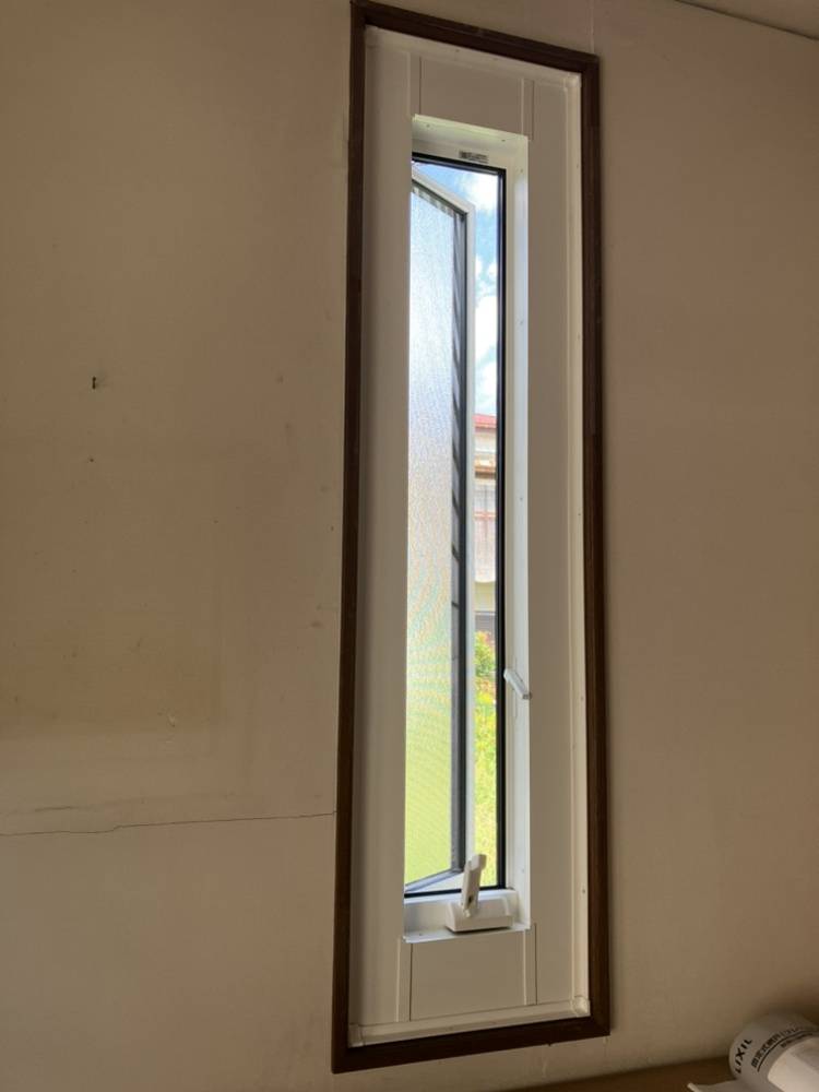 広海クラシオ 高松支店のガラスルーバー窓の交換（断熱窓）の施工後の写真3