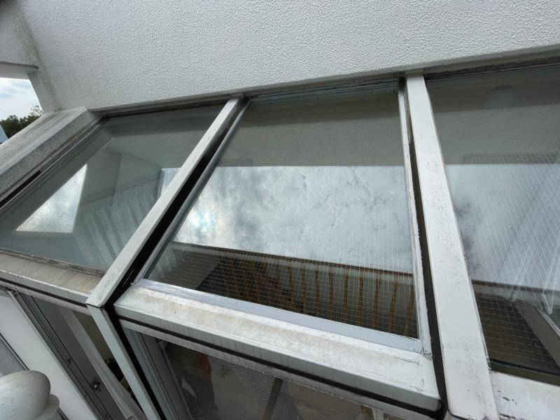 ミネトーヨー住器の天窓ガラス交換工事の施工後の写真1