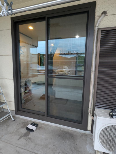 ミネトーヨー住器の【西多摩郡 日の出町】取替窓「リプラス」施工工事の施工後の写真1