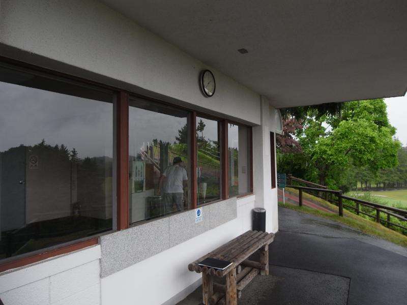 ミネトーヨー住器の【八王子市】ゴルククラブ　改修工事の施工前の写真1