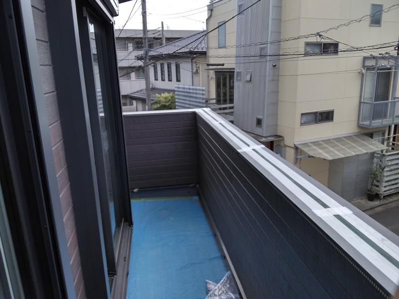 ミネトーヨー住器の【動画有】新築　「アルミ笠木」工事の施工前の写真1