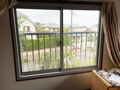 ミネトーヨー住器の【動画有】八王子市 取替窓「リプラス」断熱窓リフォーム工事の施工後の写真1
