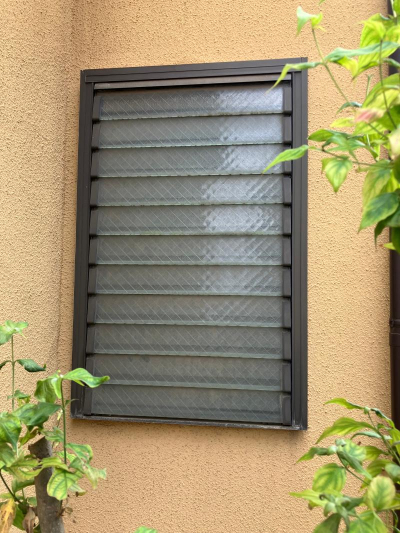 ミネトーヨー住器の【動画有】　府中市　リプラス上げ下げ工事の施工前の写真1