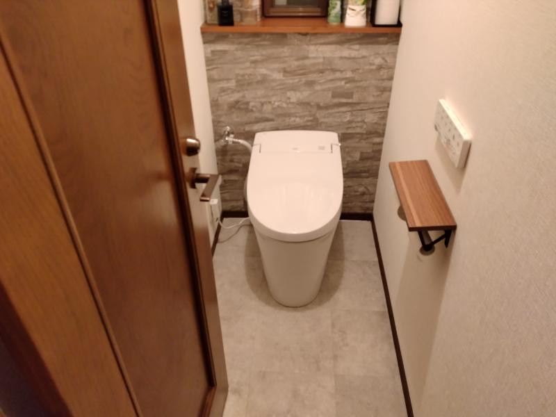 ミネトーヨー住器の【相模原市】トイレ改修工事の施工後の写真1