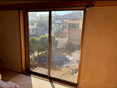 ミネトーヨー住器の【八王子市】断熱窓リフォーム工事　内窓「インプラス」の施工前の写真1